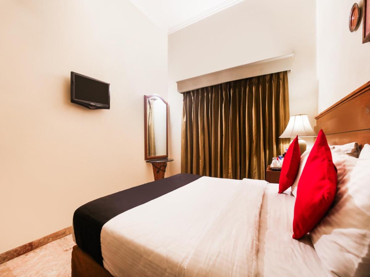 Capital O 10953 Dayal Lodge - A Boutique Hotel Agra  Exterior foto
